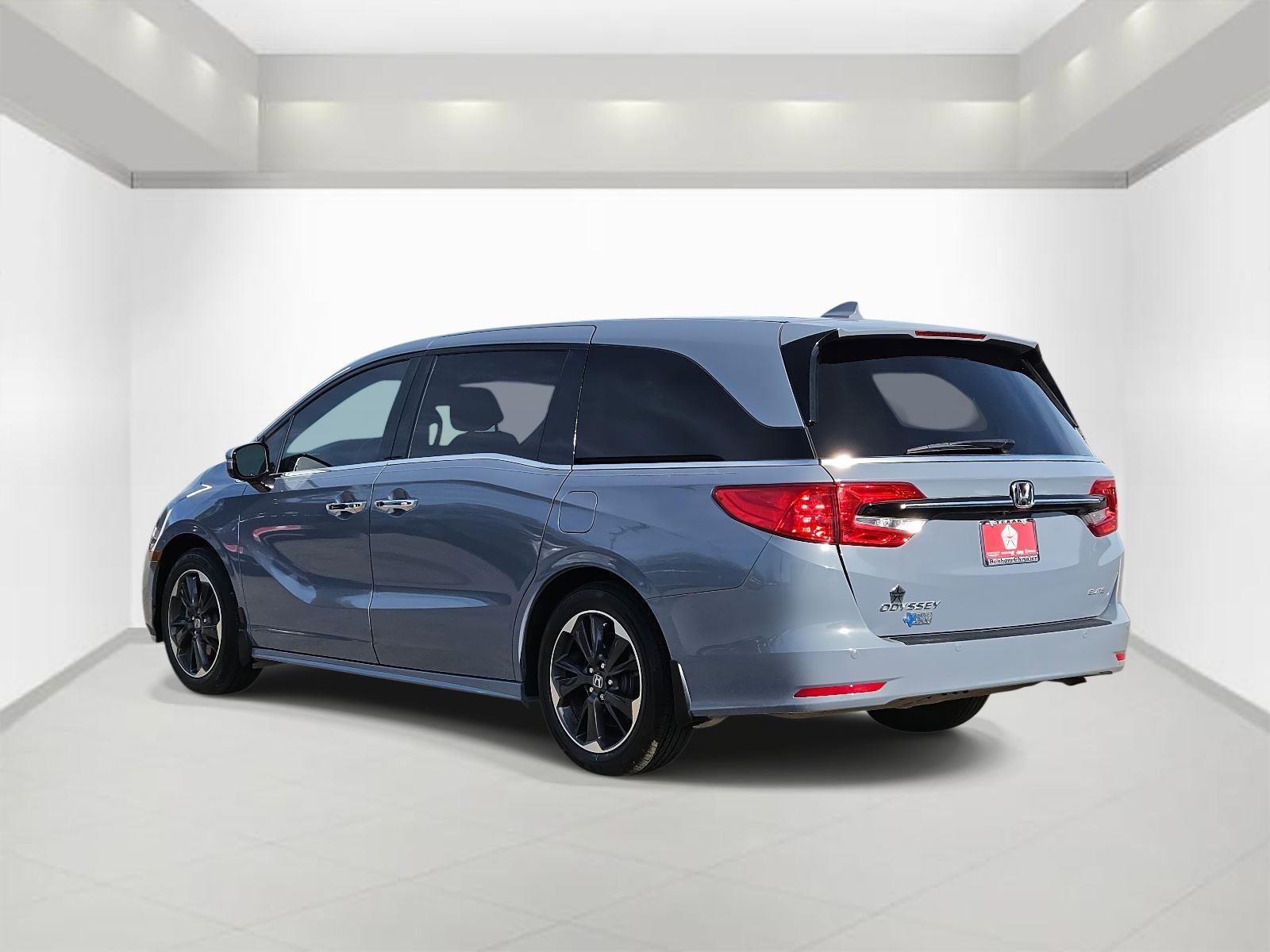 Used 2024 Honda Odyssey Elite image 6