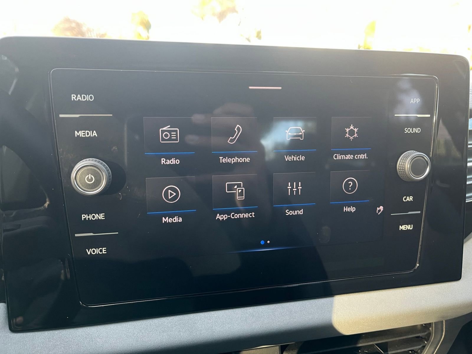 Used 2025 Volkswagen Jetta SE image 20