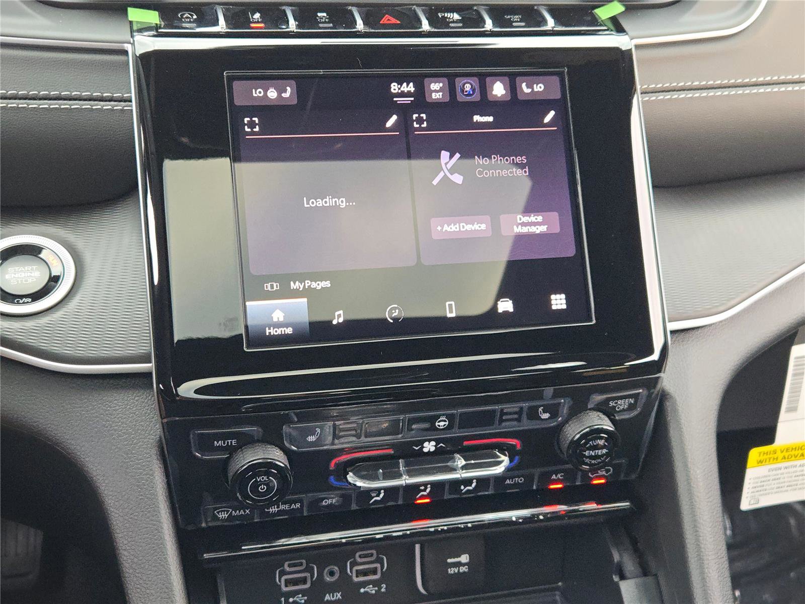 New 2025 Jeep Grand Cherokee Laredo w/ Luxury Tech Group I image 30