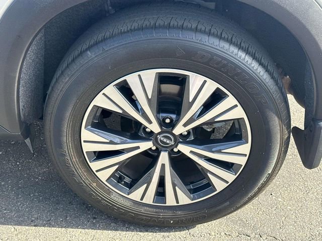 Certified 2023 Nissan Rogue SV image 31