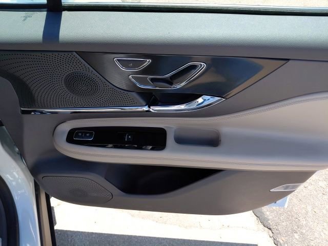 Used 2023 Lincoln Corsair FWD w/ Equipment Group 101A image 26