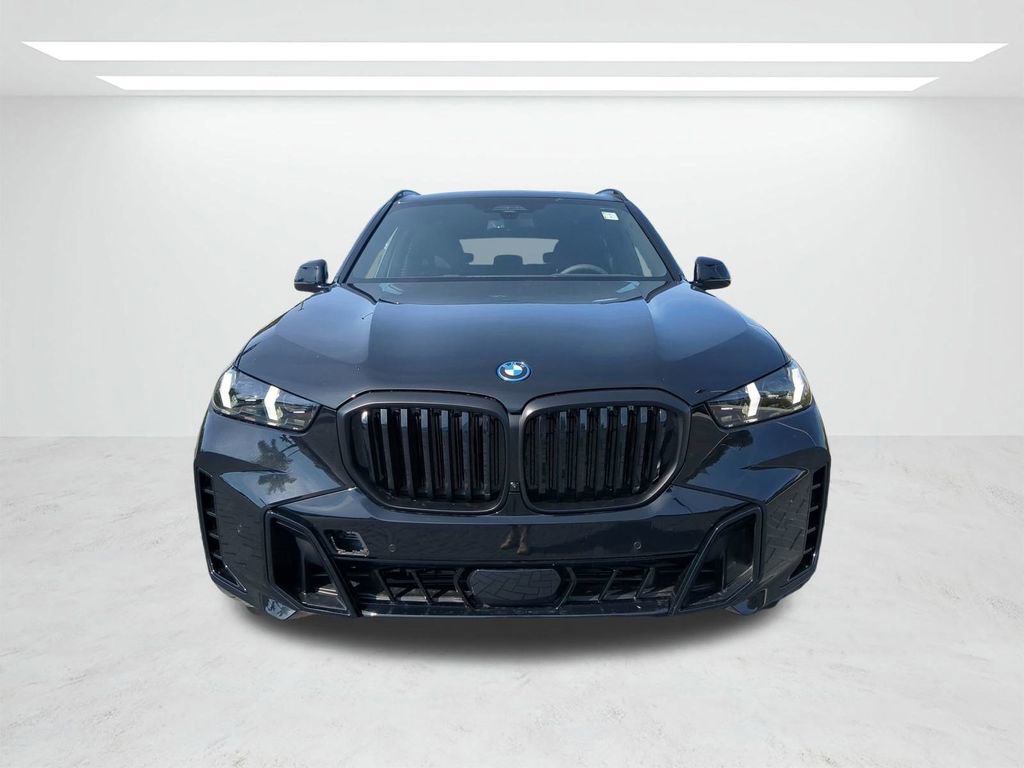 New 2026 BMW X5 xDrive50e w/ M Sport Package image 2