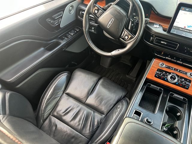 Used 2020 Lincoln Aviator Reserve w/ Equipment Group 202A image 23