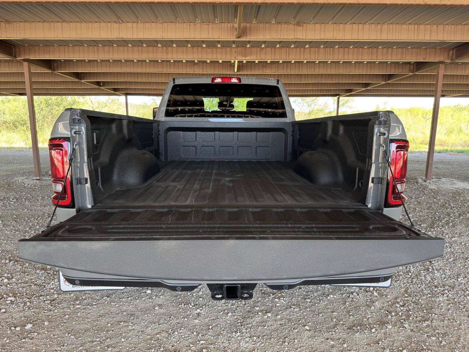 New 2027 RAM 3500 Big Horn AWD/4WD image 36