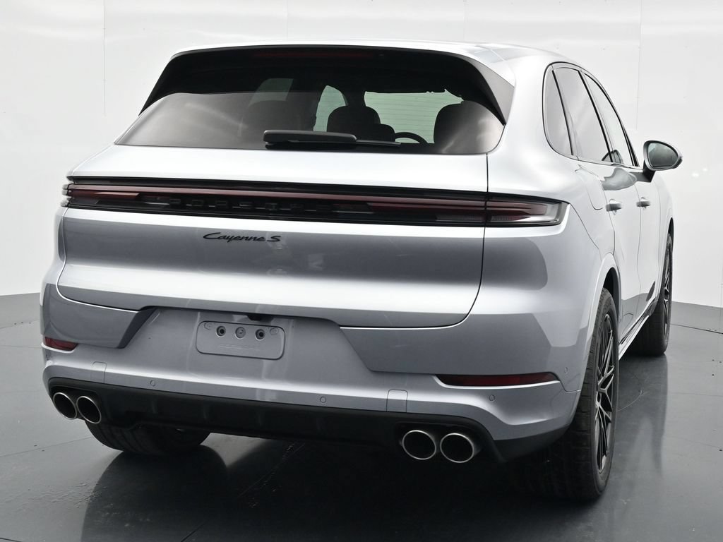 New 2026 Porsche Cayenne S AWD/4WD image 6