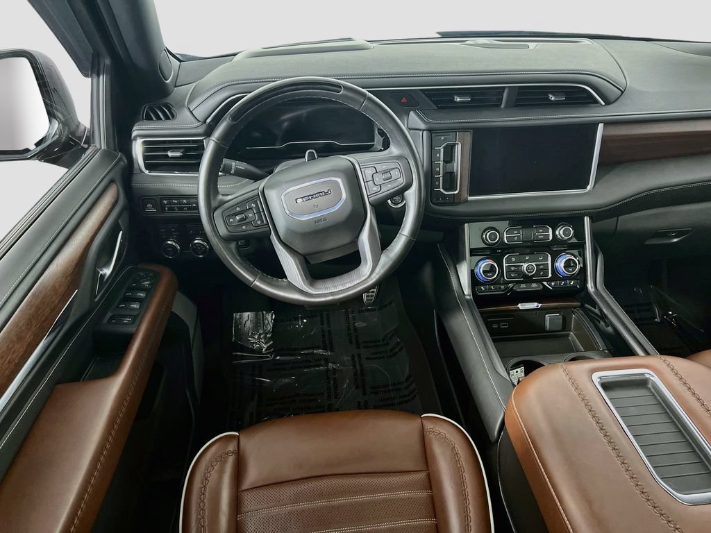 Certified 2024 GMC Yukon XL Denali Ultimate AWD/4WD image 23