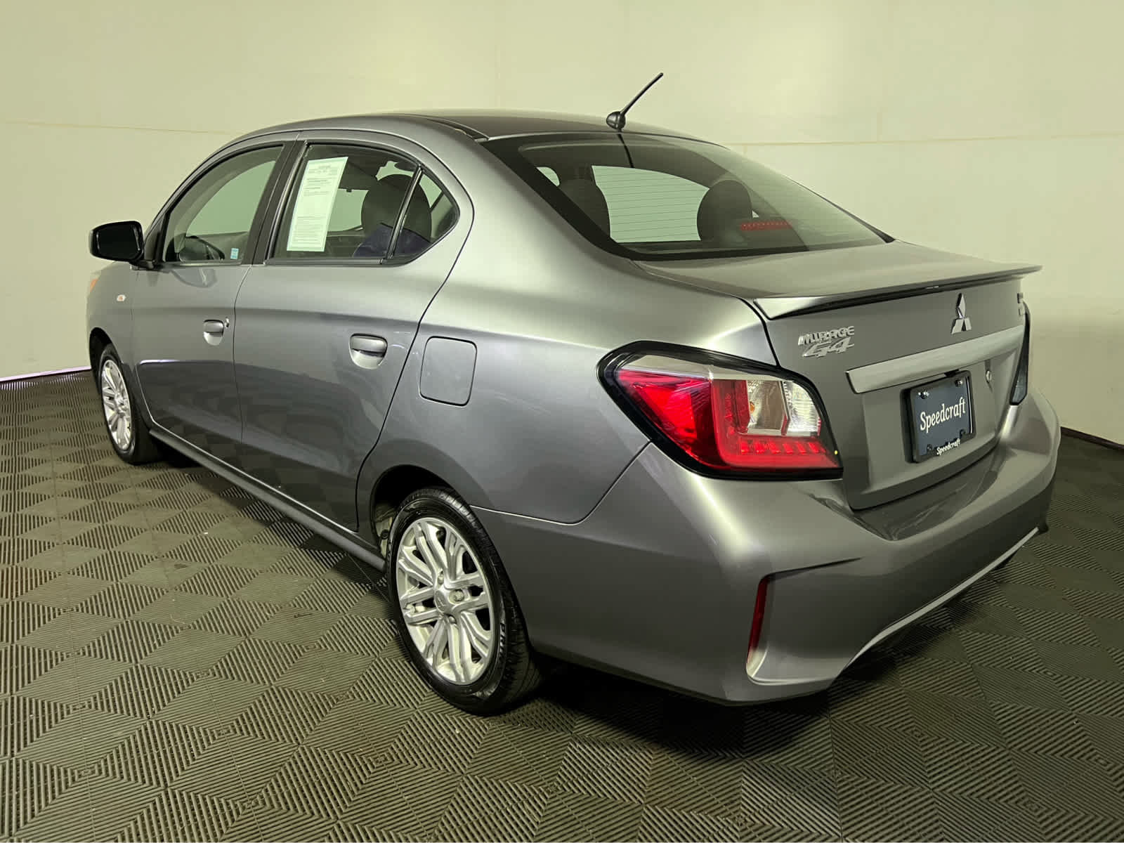 Used 2022 Mitsubishi Mirage G4 LE FWD image 5