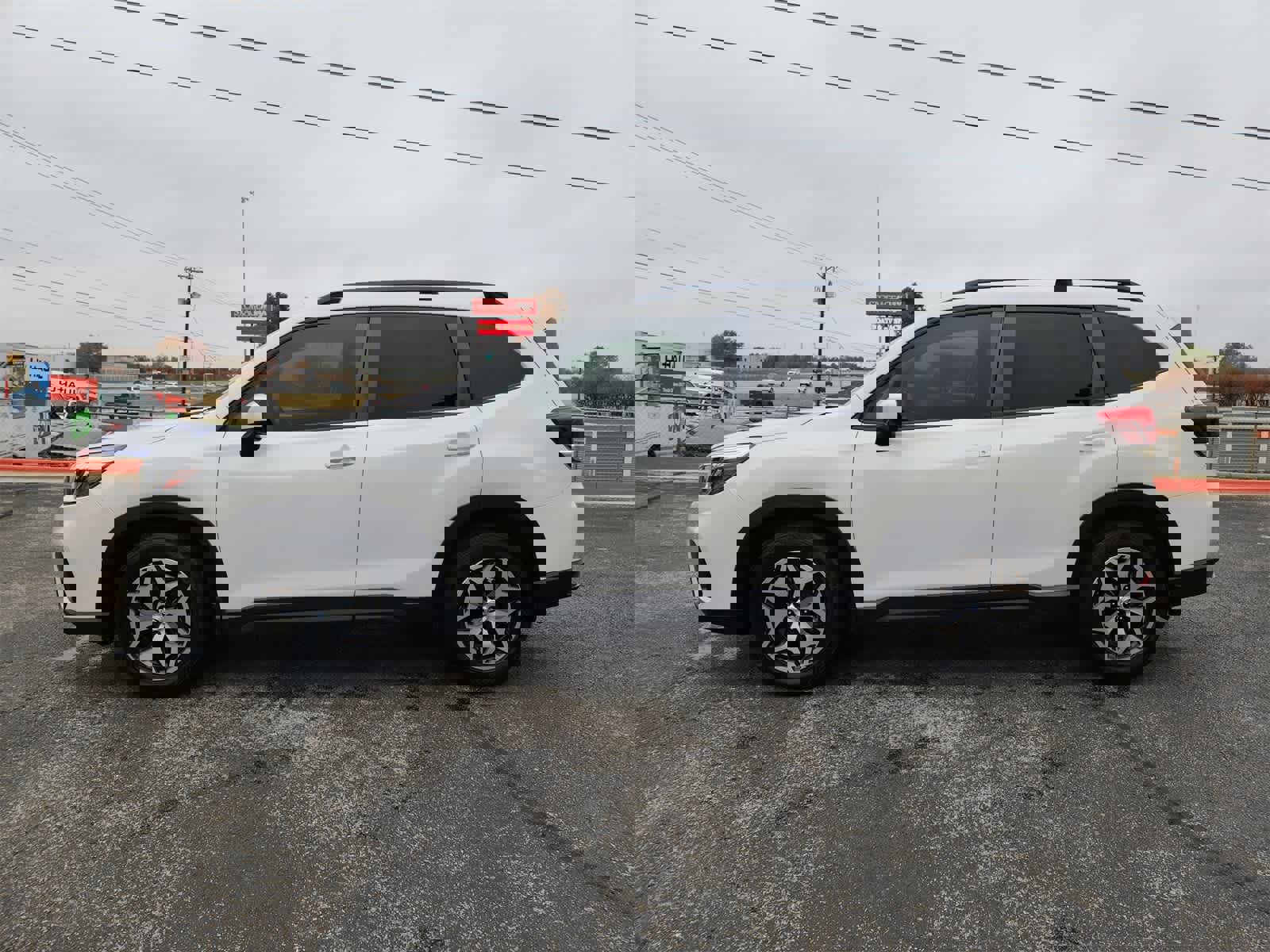 Used 2019 Subaru Forester Premium image 4