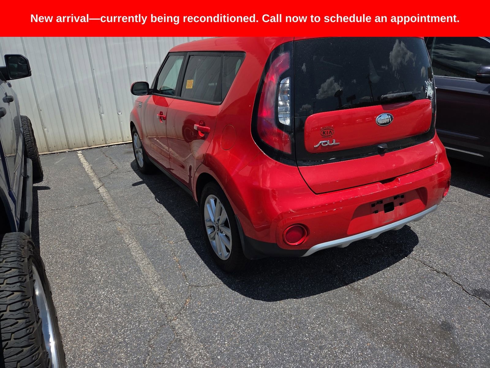 Used 2017 Kia Soul + FWD image 5