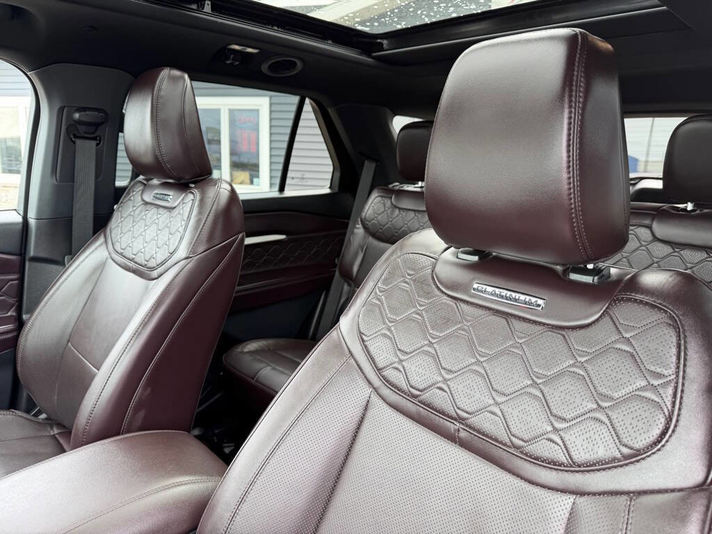 Used 2025 Ford Explorer Platinum w/ LUX Leather Package image 14