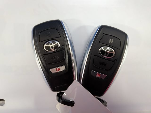 Used 2022 Toyota GR86 w/ ALL Weather Mat Package (TMS) RWD image 29