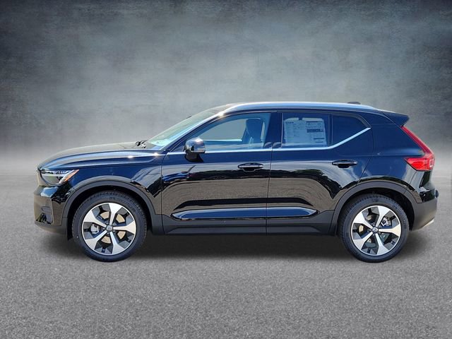 New 2025 Volvo XC40 B5 Core w/ Protection Package Premier AWD/4WD image 4