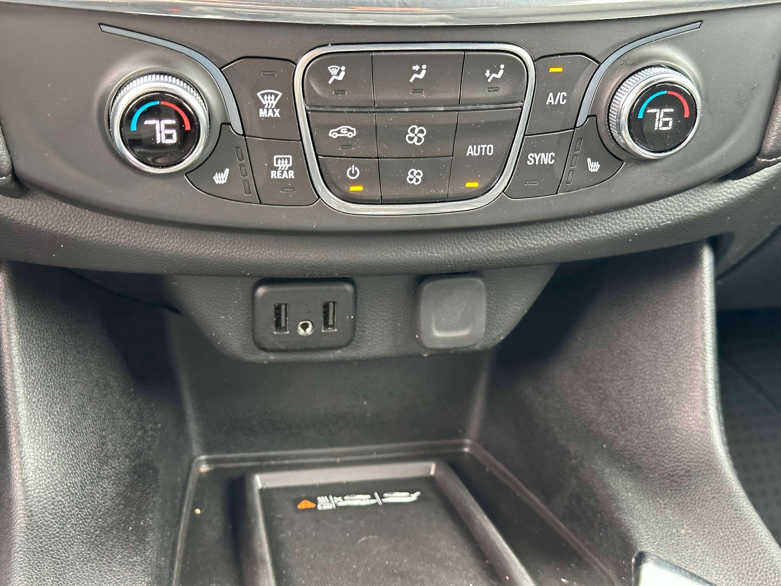 Certified 2022 Chevrolet Traverse LT image 29