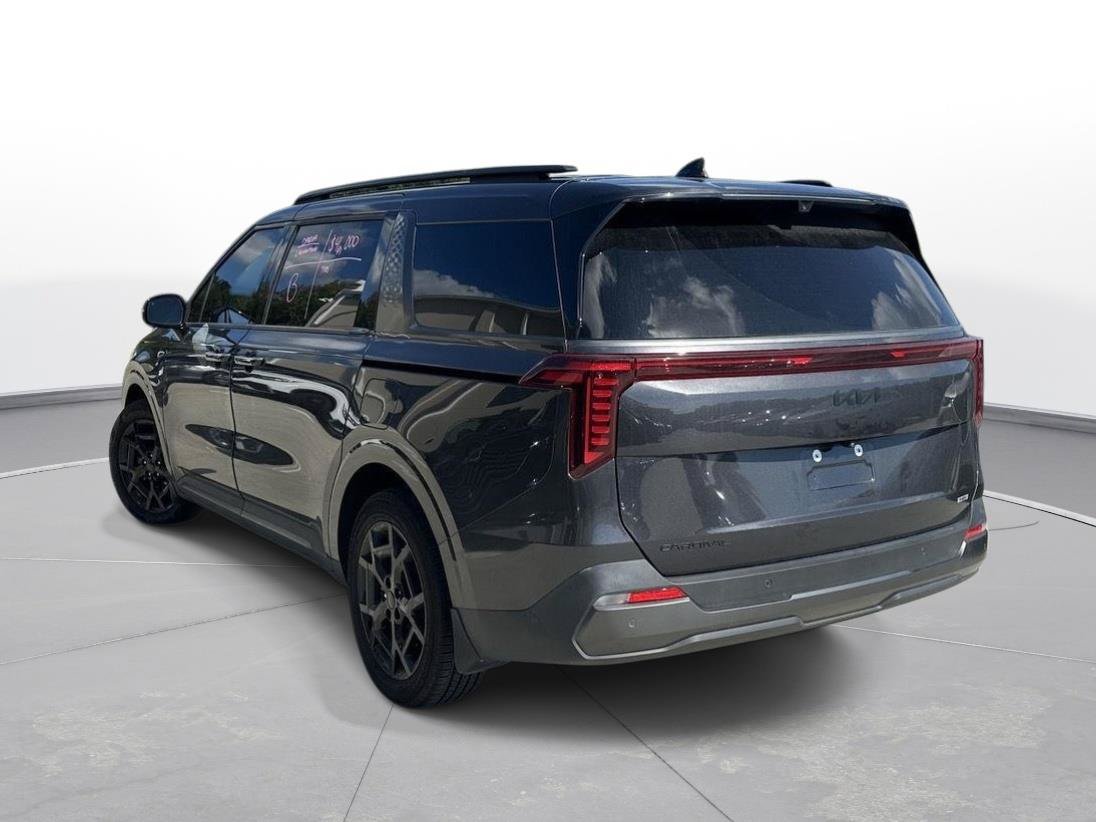 Used 2025 Kia Carnival SX Prestige FWD image 8