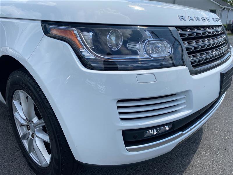 Used 2017 Land Rover Range Rover image 9