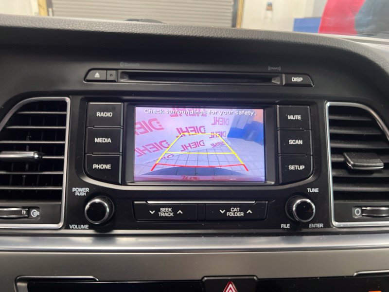 Used 2015 Hyundai Sonata SE w/ Option Group 09 FWD image 25