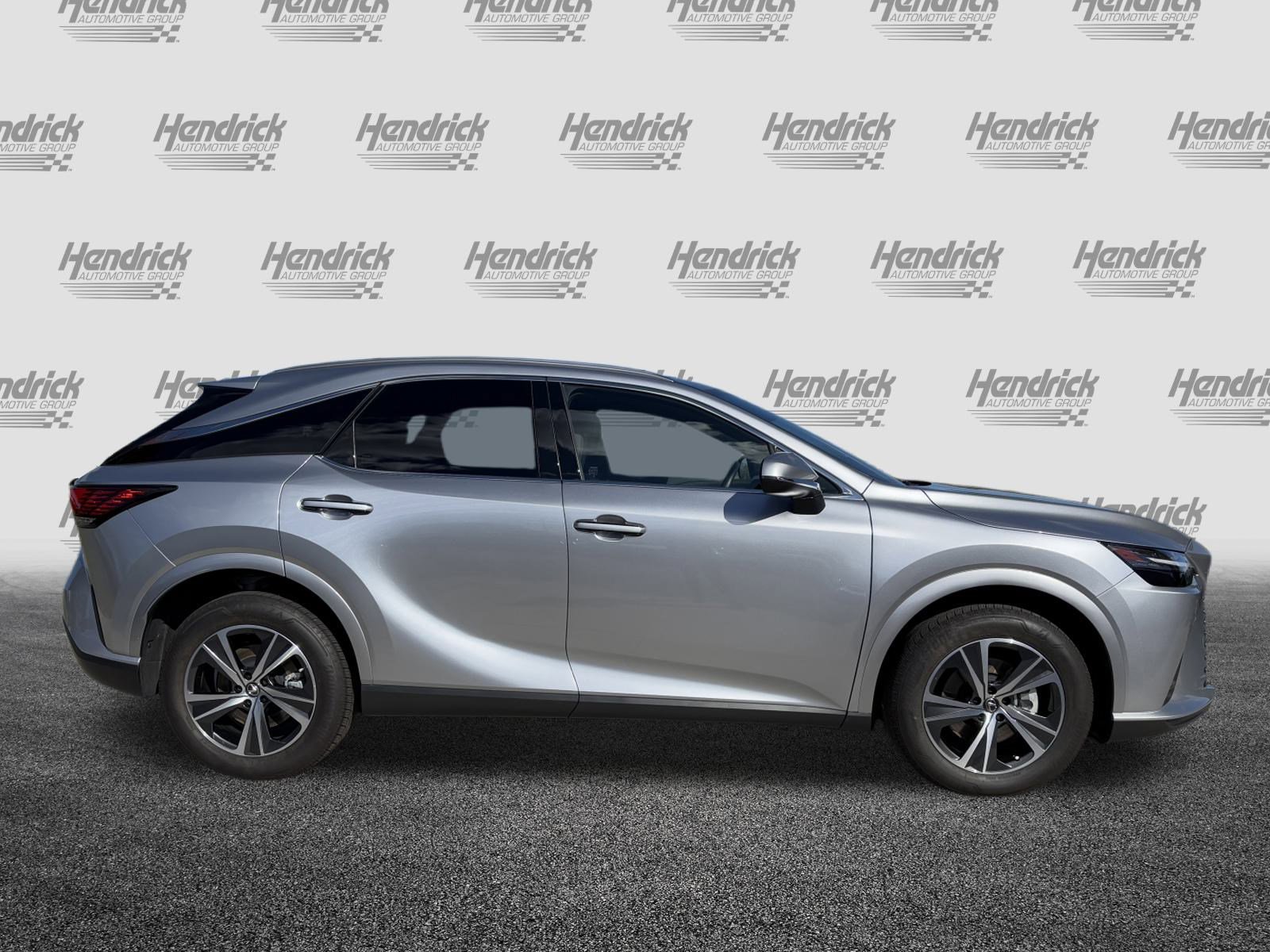 Used 2024 Lexus RX 350 Premium image 11