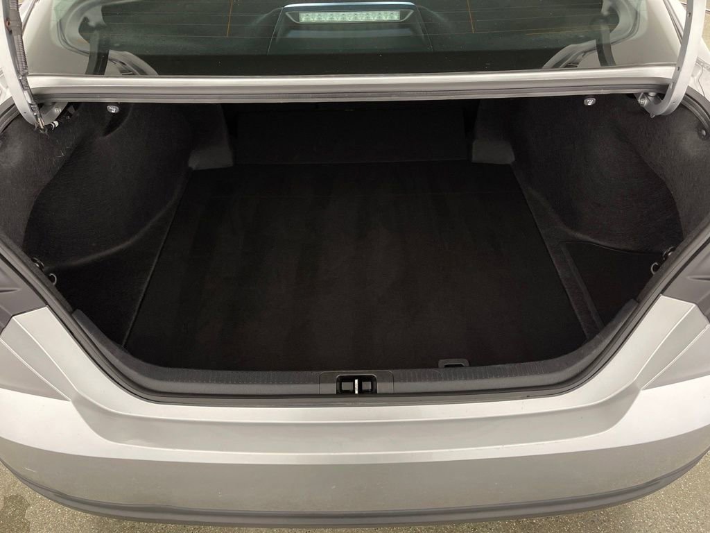 Certified 2025 Toyota Camry LE image 10