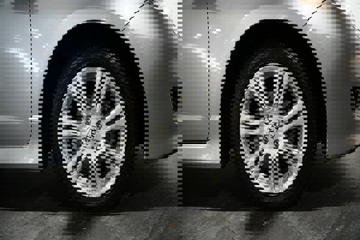 Used 2010 Honda Fit Sport image 5