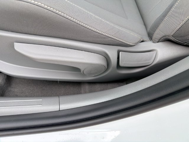 New 2026 Hyundai Elantra Sport FWD image 23