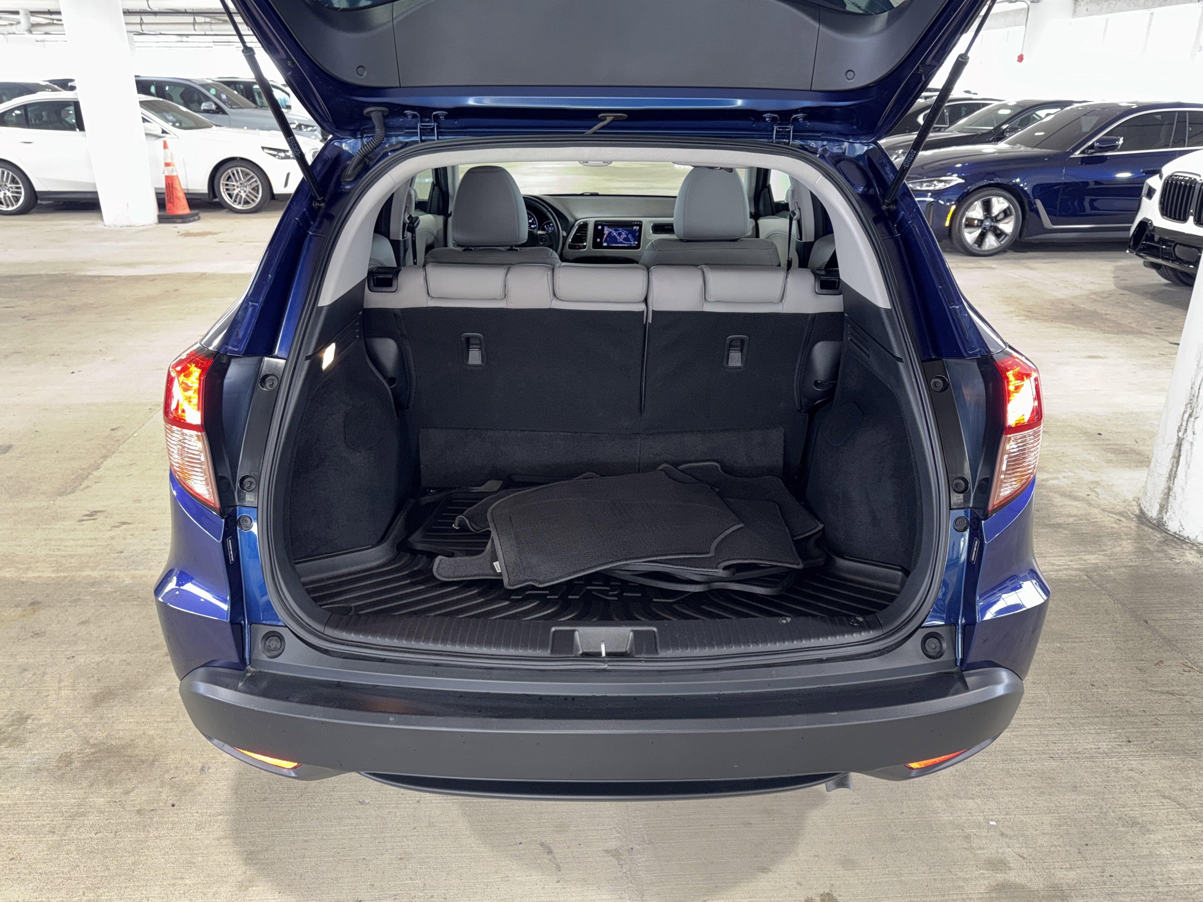 Used 2017 Honda HR-V EX-L image 13