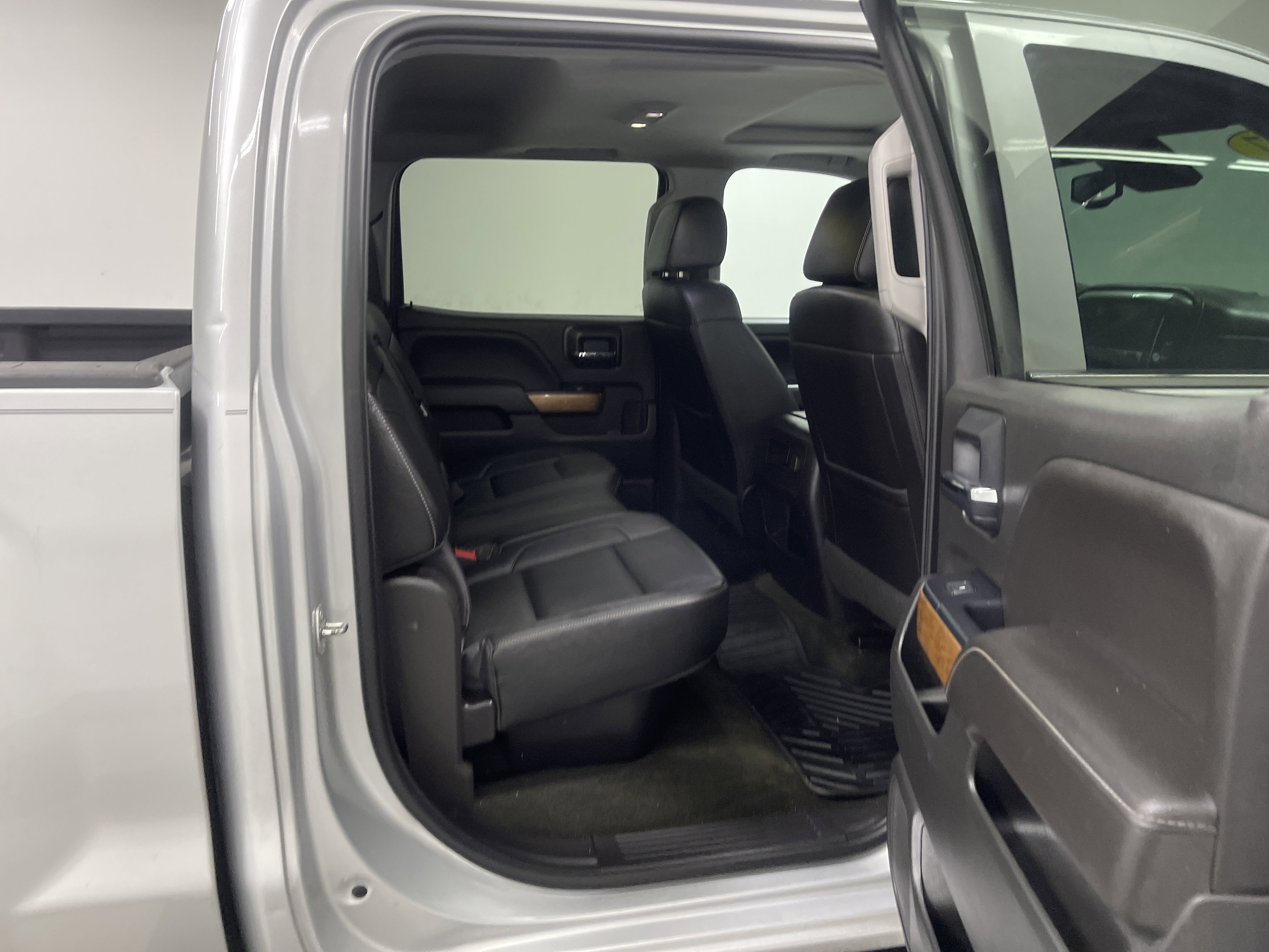 Used 2017 Chevrolet Silverado 1500 LTZ w/ Sport Package image 19