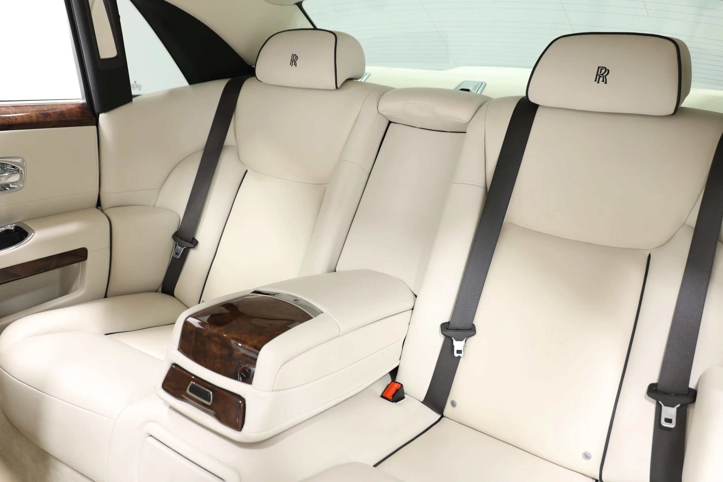 Used 2017 Rolls-Royce Ghost RWD image 62