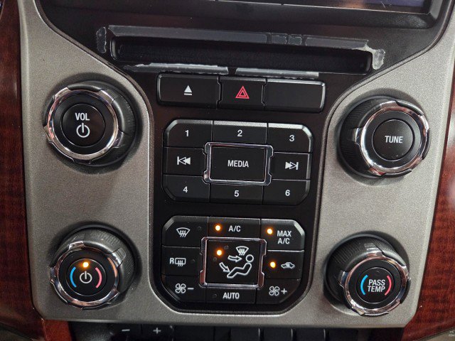 Used 2014 Ford F450 King Ranch w/ King Ranch Chrome Package image 59