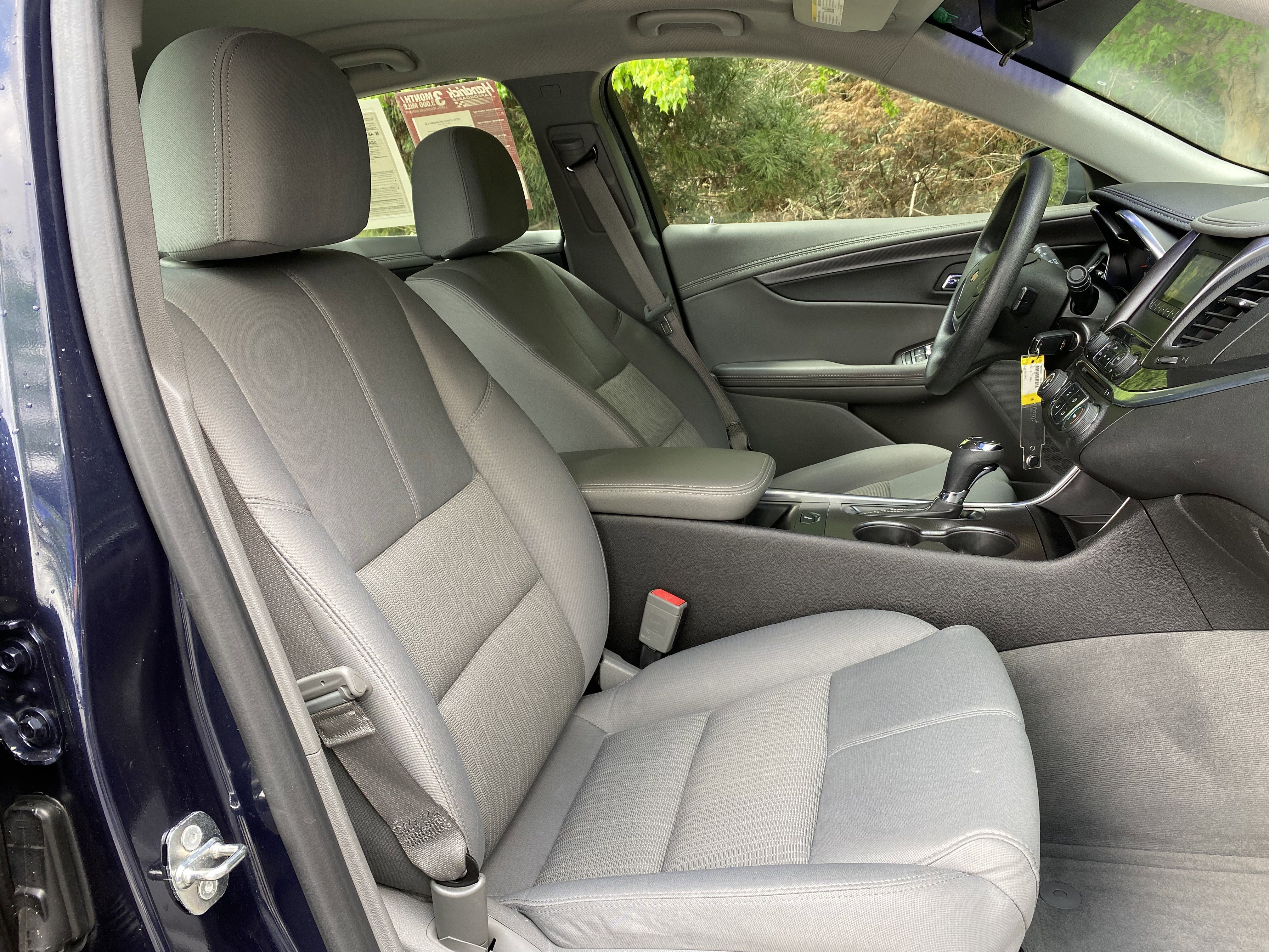 Used 2015 Chevrolet Impala LS w/ LS Convenience Package image 30