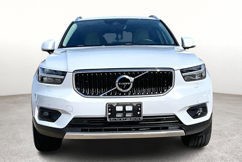 Used 2021 Volvo XC40 T5 Momentum w/ Premium Package image 5
