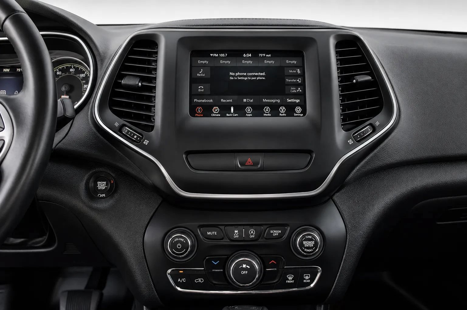 Used 2019 Jeep Cherokee Latitude Plus AWD/4WD image 15