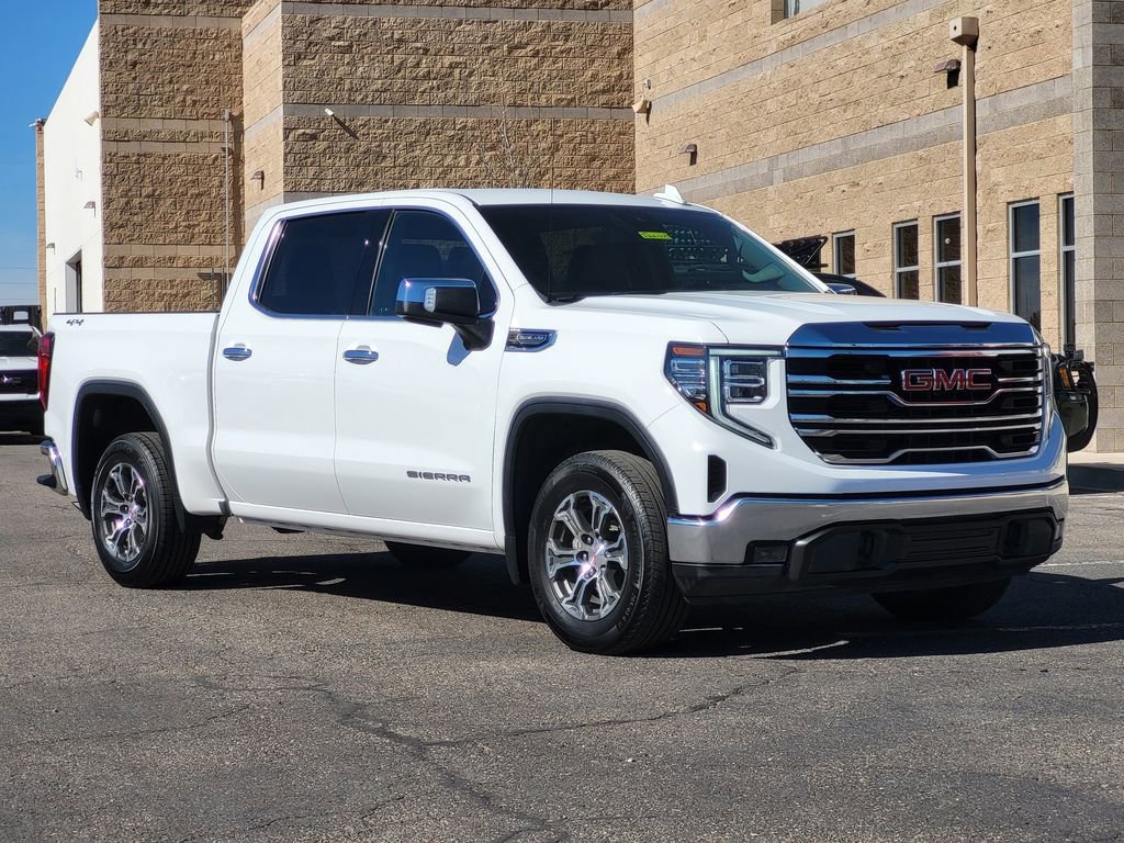 Used 2025 GMC Sierra 1500 SLT image 2