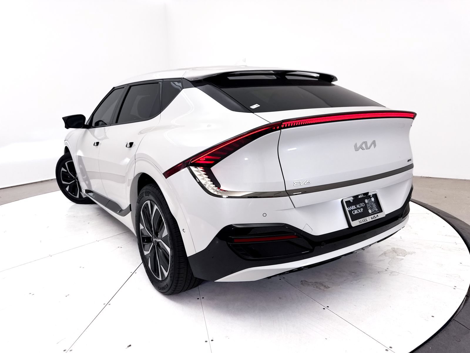 Certified 2024 Kia EV6 GT-Line RWD image 11