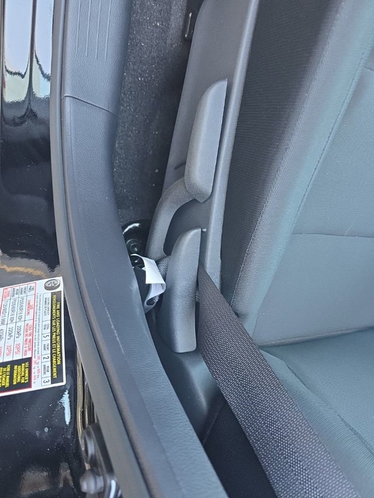 Certified 2025 Nissan Kicks Play S image 15