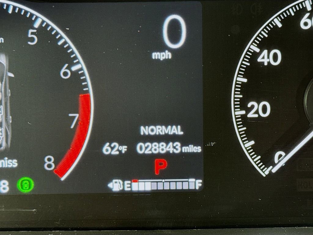 Certified 2023 Honda Pilot LX image 9