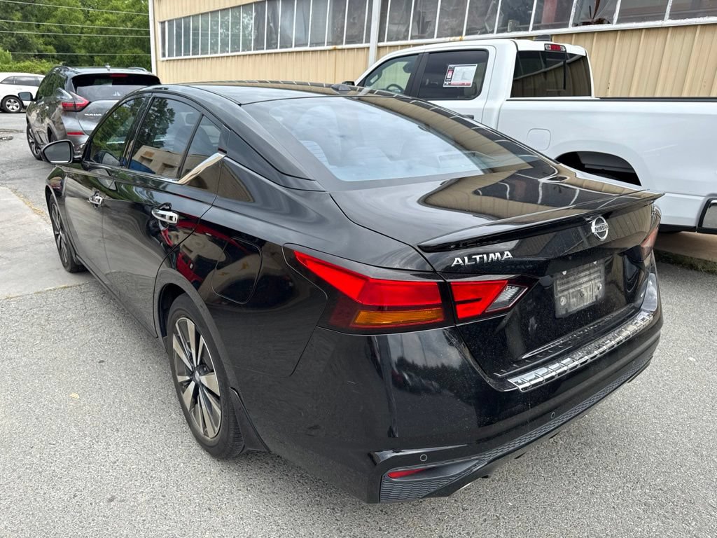 Used 2019 Nissan Altima 2.5 SV FWD image 4