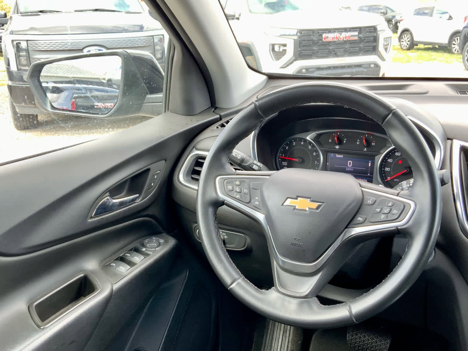 Used 2023 Chevrolet Equinox LT AWD/4WD image 30