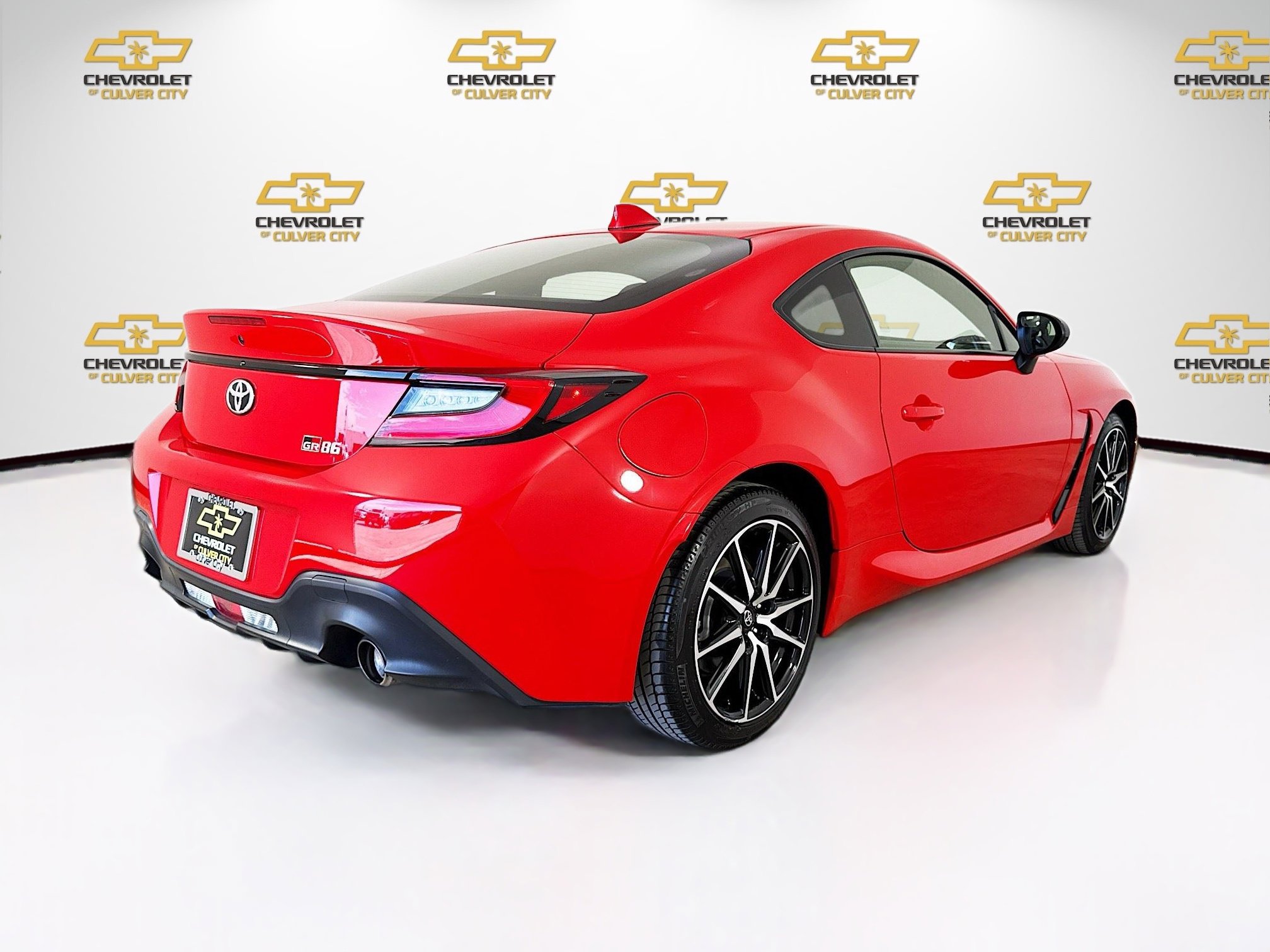 Used 2023 Toyota GR86 w/ ALL Weather Mat Package (TMS) image 7