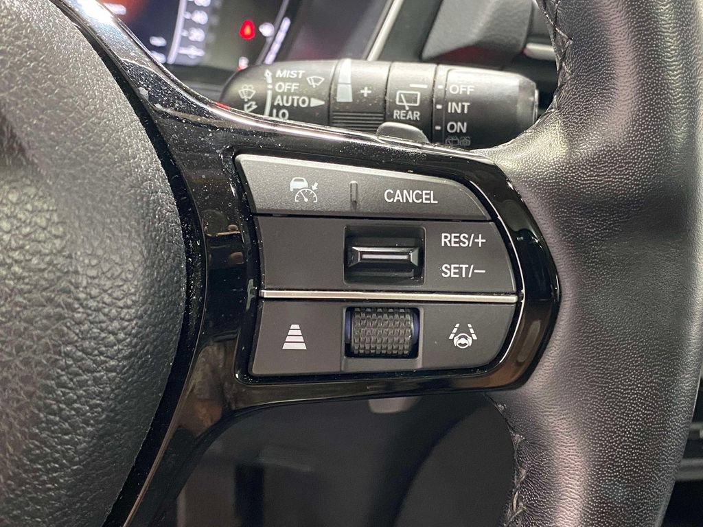 Used 2024 Honda Pilot Elite image 26