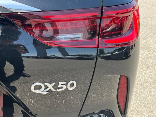 Certified 2024 INFINITI QX50 Luxe FWD image 33