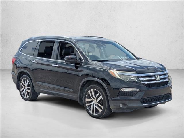 Used 2017 Honda Pilot Touring image 3