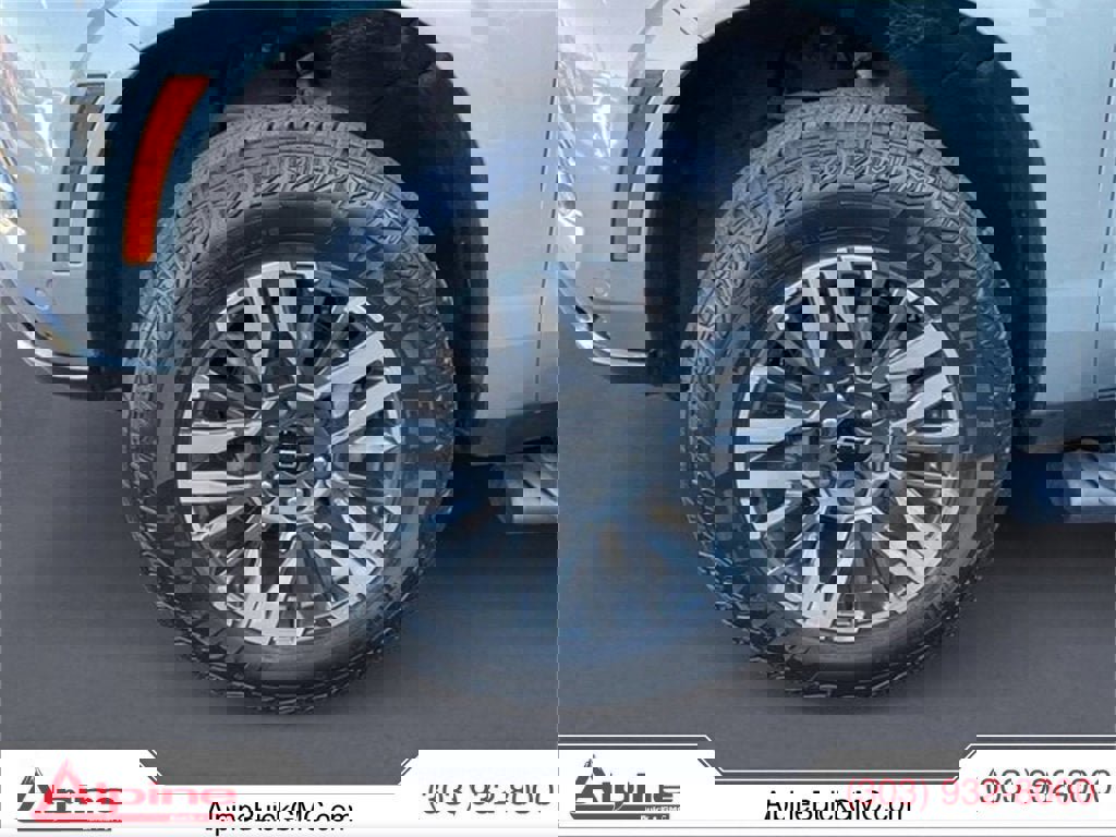 Used 2025 Chevrolet Tahoe Z71 image 14