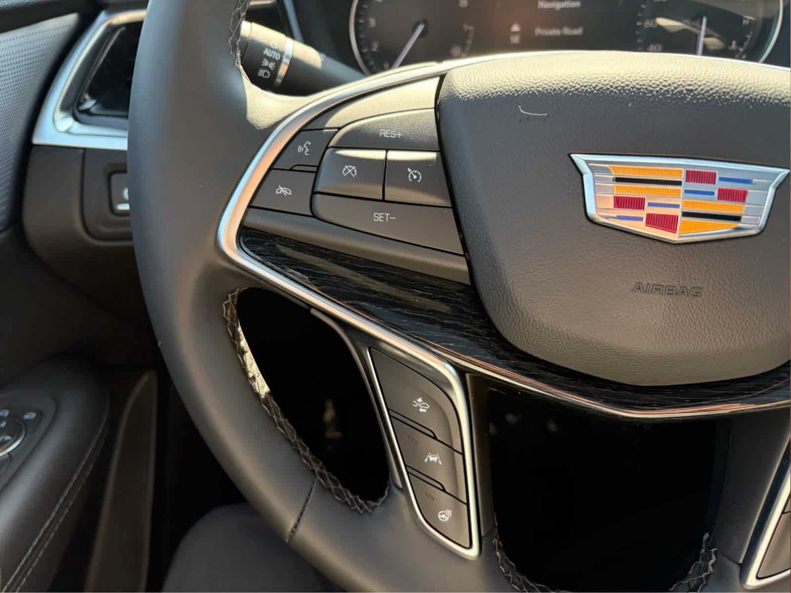 Certified 2025 Cadillac XT5 Premium Luxury AWD/4WD image 11