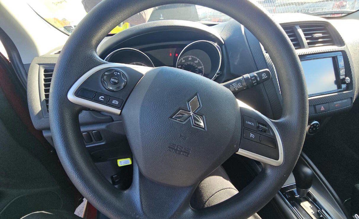 Used 2024 Mitsubishi Outlander Sport AWD image 21