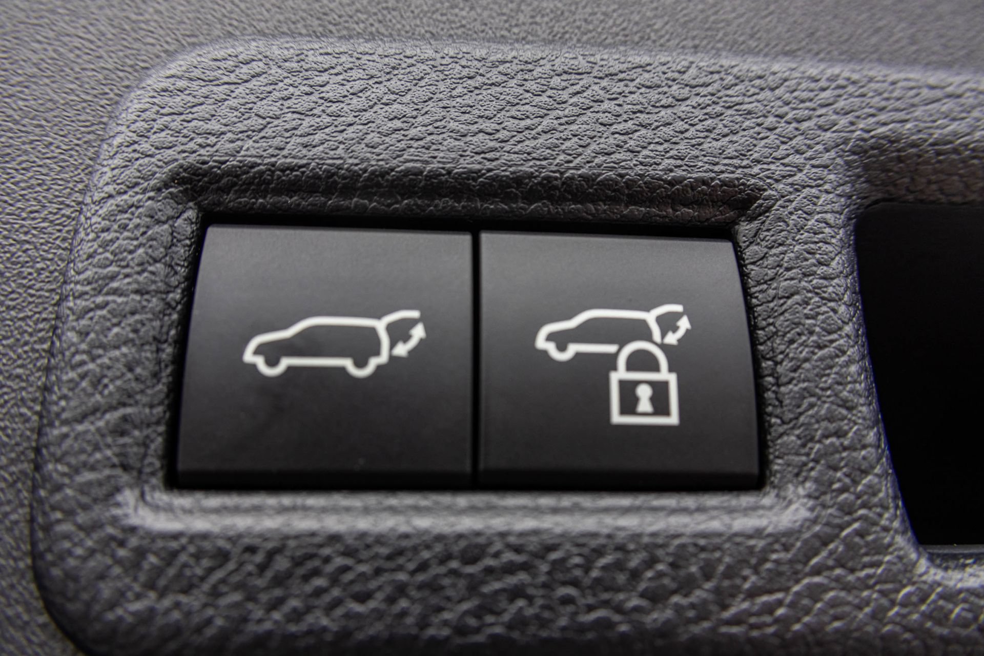New 2026 Subaru Uncharted AWD image 39