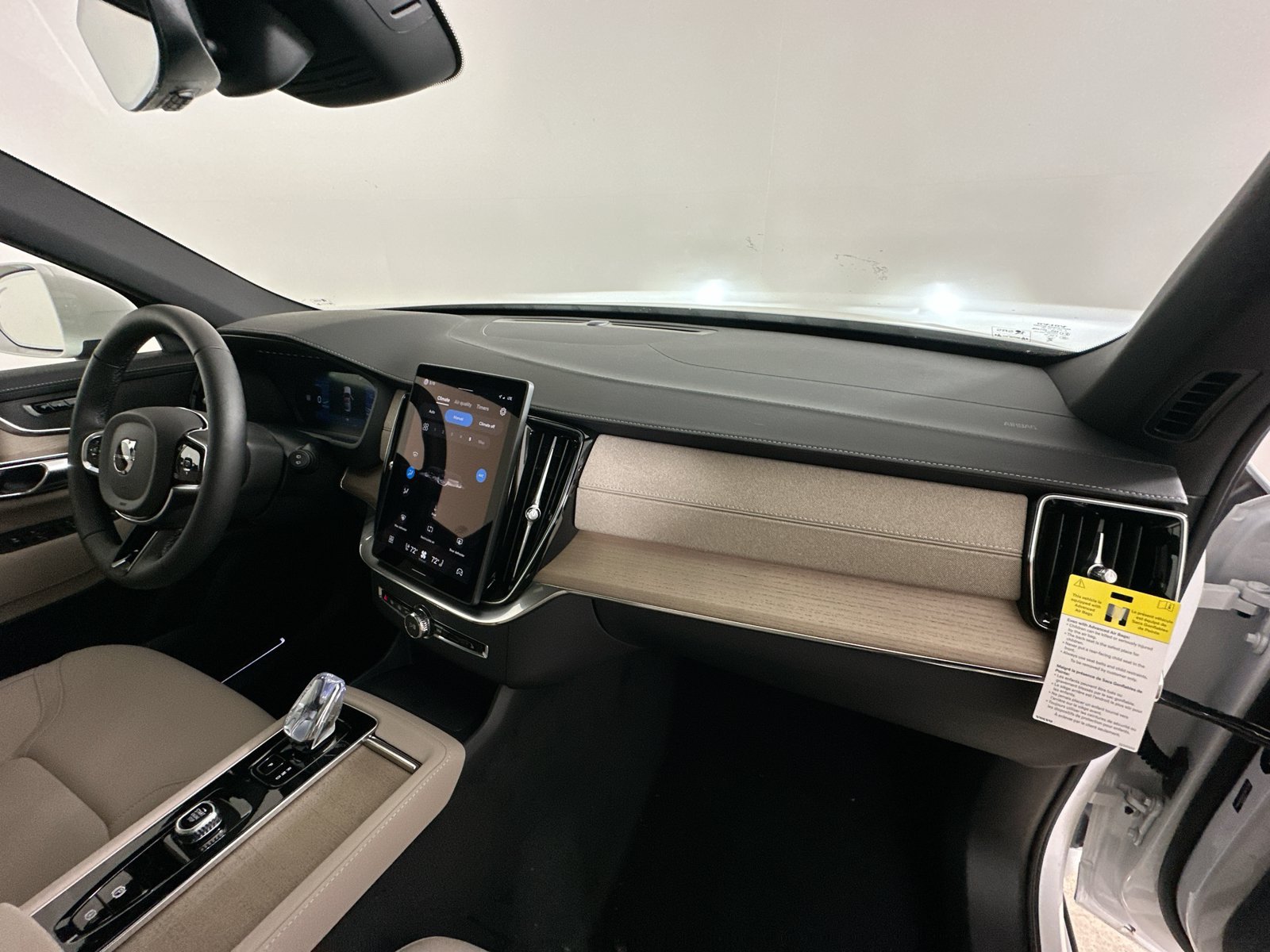 New 2026 Volvo XC90 T8 Plus w/ Protection Package AWD/4WD image 45