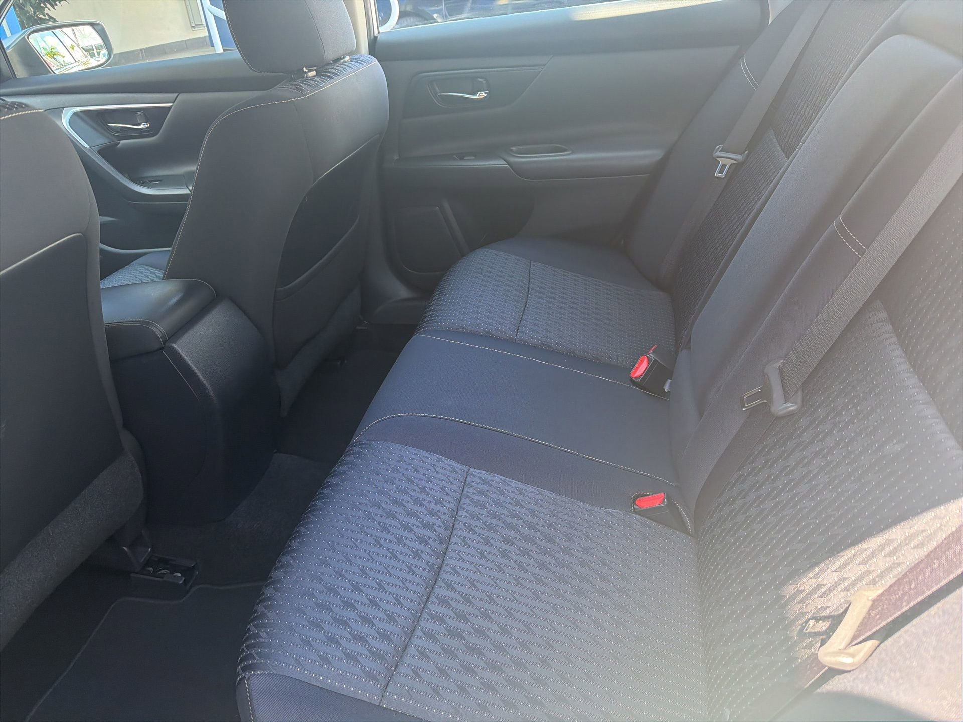 Used 2017 Nissan Altima 2.5 S image 16