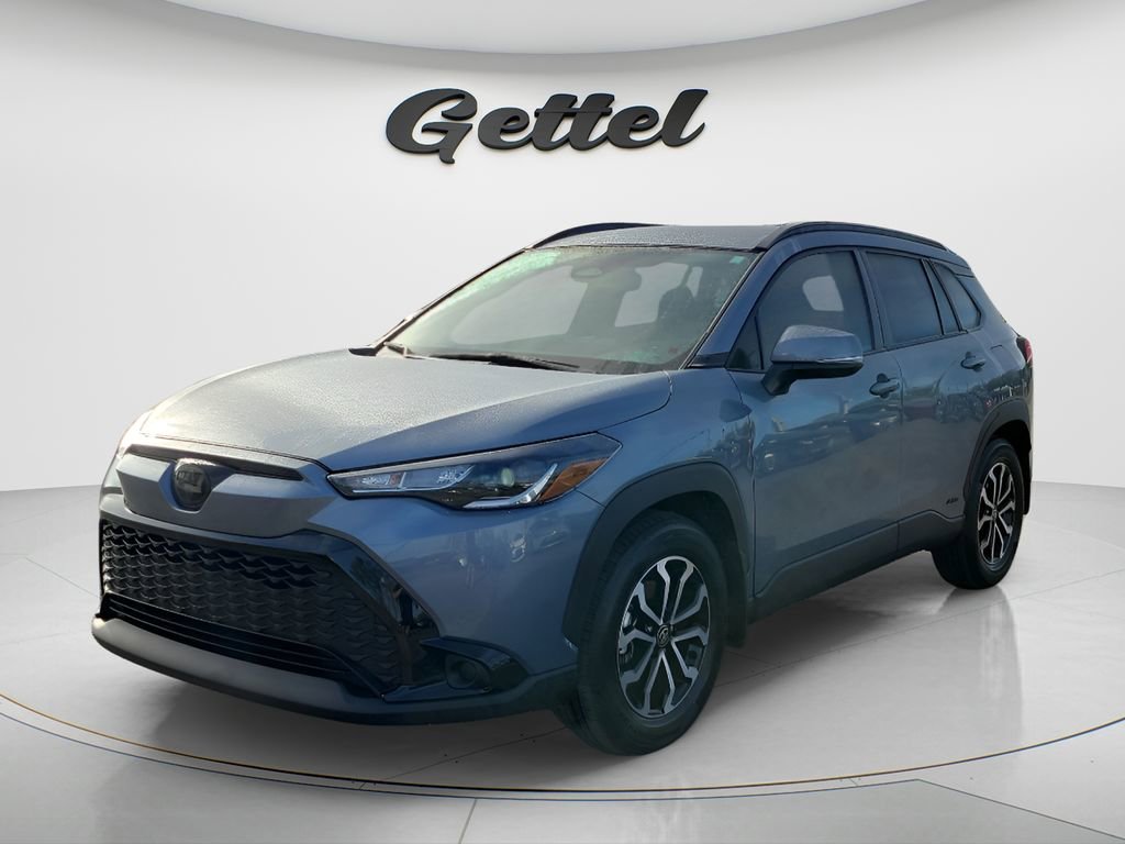 Used 2024 Toyota Corolla Cross SE image 1