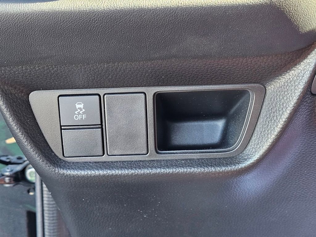 Used 2024 Honda HR-V LX image 25