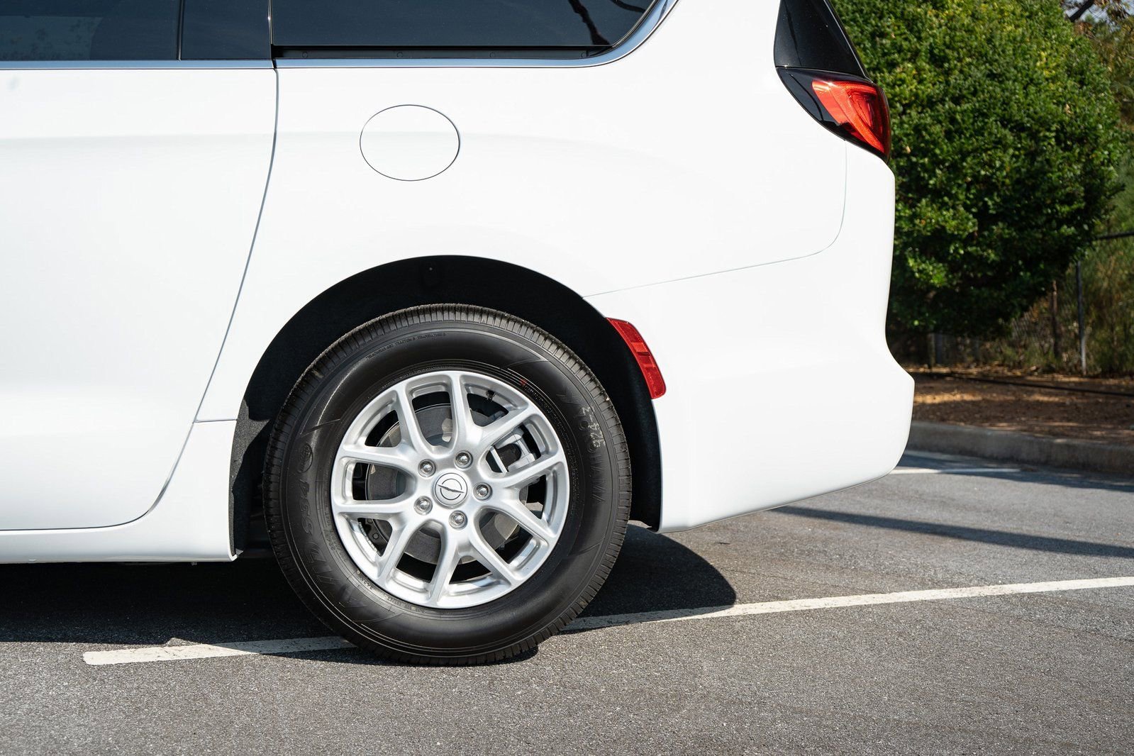 New 2026 Chrysler Voyager LX image 6